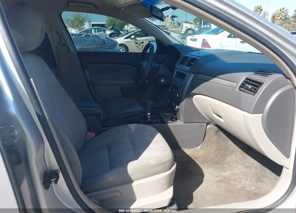2011 FORD FUSION VIN: 3FAHP0HA9BR135448