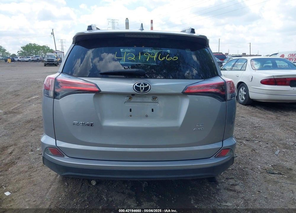 2018 TOYOTA RAV4 LE VIN: 2T3BFREV3JW719918