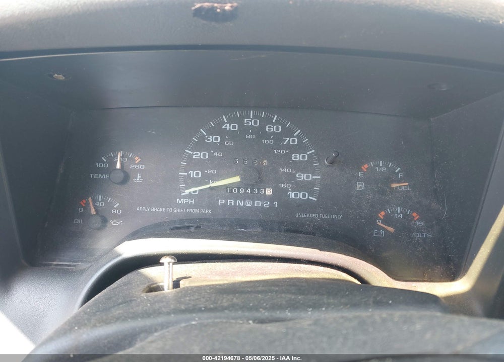 2003 CHEVROLET S-10 LS VIN: 1GCDT19X638172926