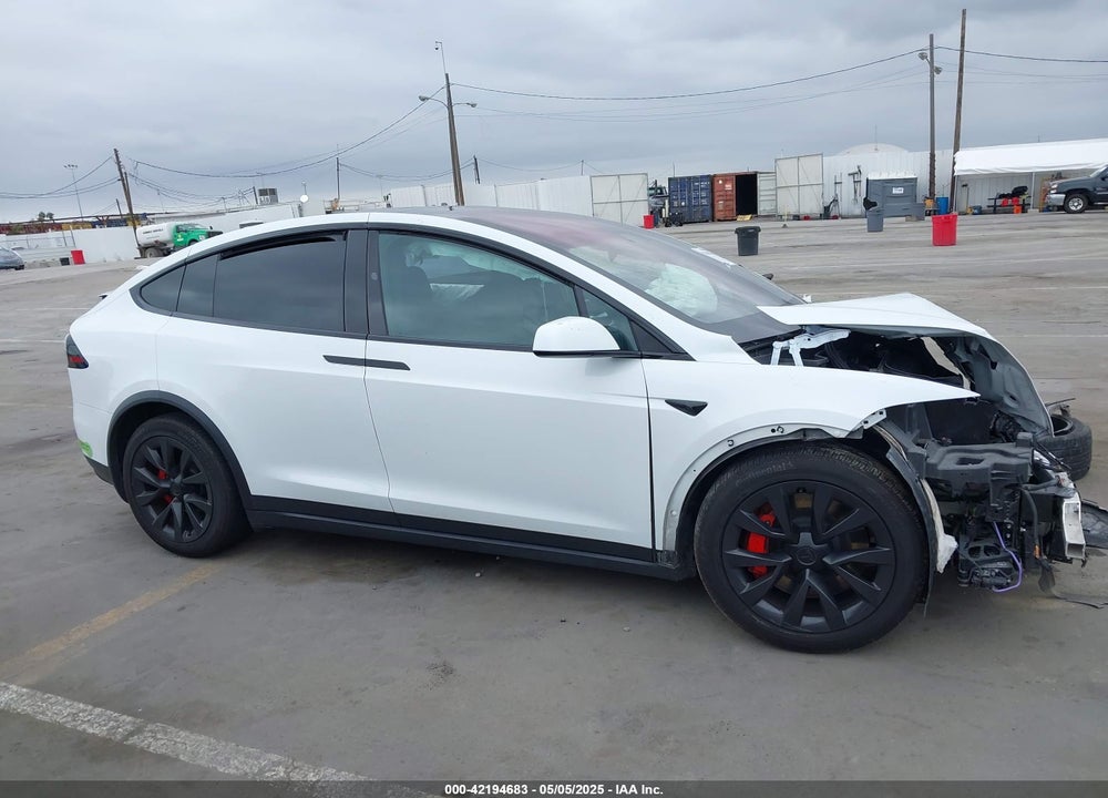 2023 TESLA MODEL X VIN: 7SAXCBE65PF400262