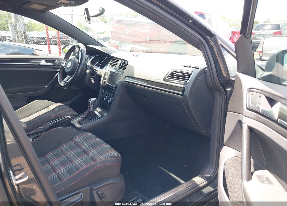 2017 VOLKSWAGEN GOLF GTI VIN: 3VW4T7AU7HM068899