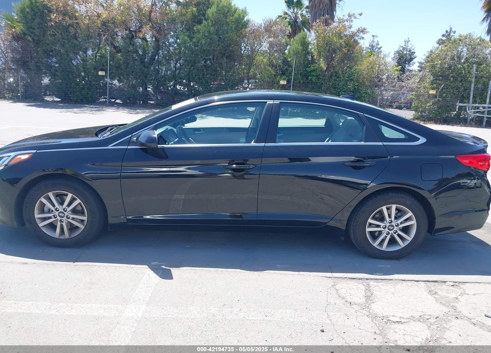 2017 HYUNDAI SONATA VIN: 5NPE24AF3HH558515