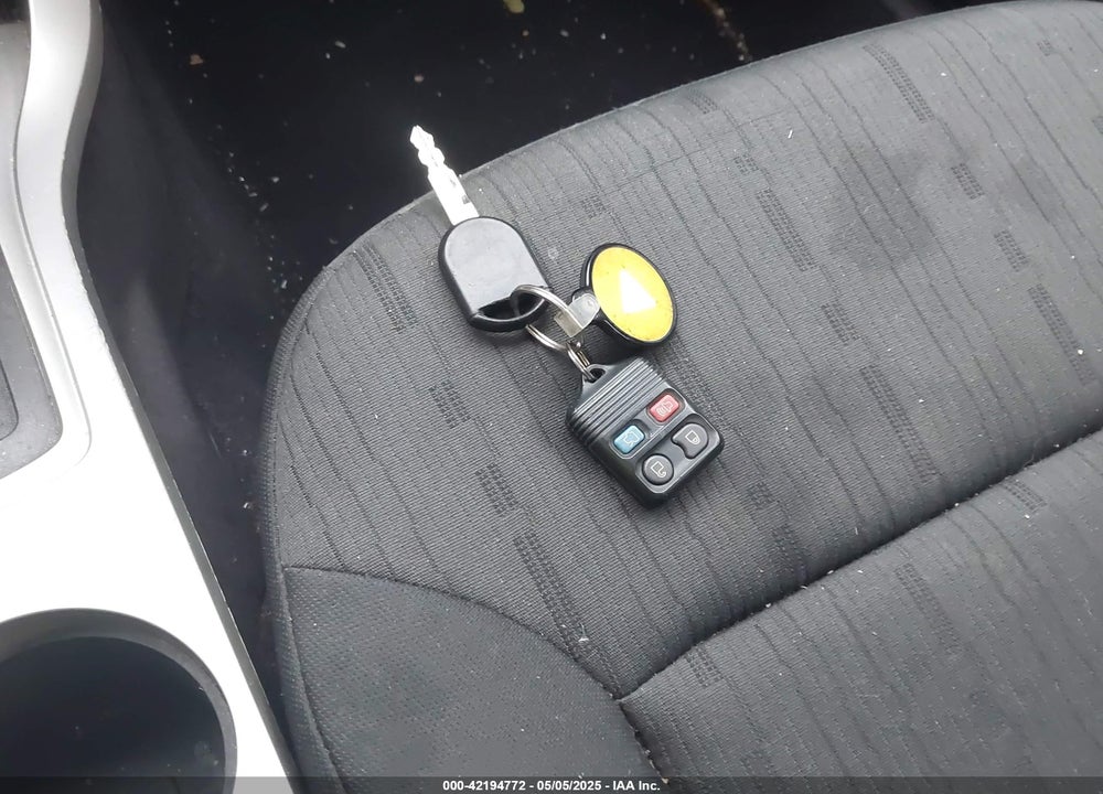 2010 FORD FOCUS SE VIN: 1FAHP3FN6AW171407