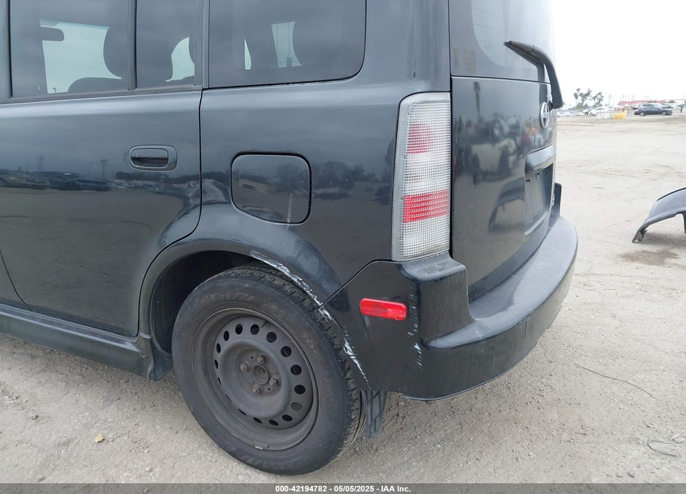 2006 SCION XB VIN: JTLKT324664113345