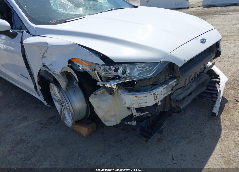 2018 FORD FUSION HYBRID VIN: 3FA6P0LU5JR116239