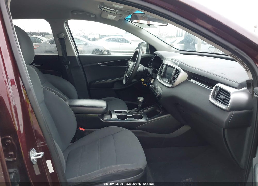 2019 KIA SORENTO VIN: 5XYPG4A3XKG535831
