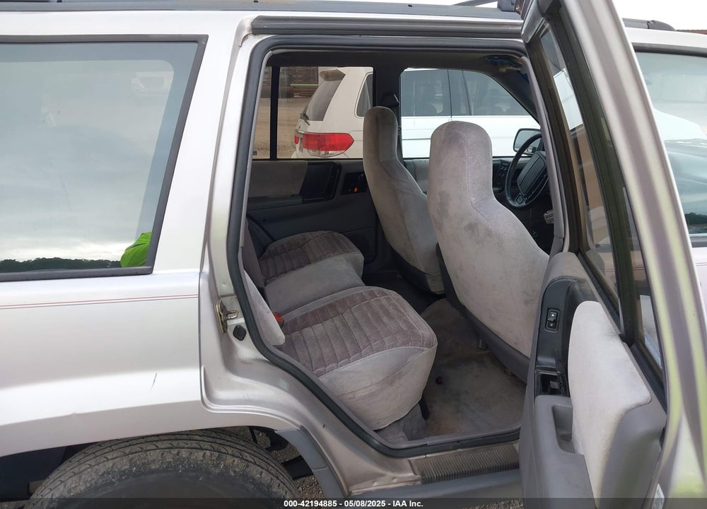 1993 JEEP GRAND CHEROKEE VIN: 1J4GZ58S6PC597620
