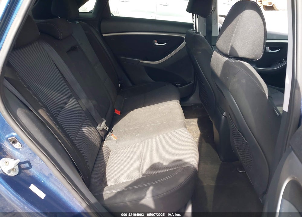 2016 HYUNDAI ELANTRA GT VIN: KMHD35LH1GU310115