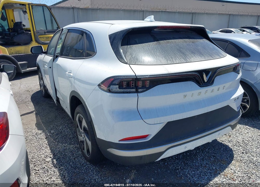 2024 VINFAST VF 8 ECO VIN: RLLV1AEB6RH008336