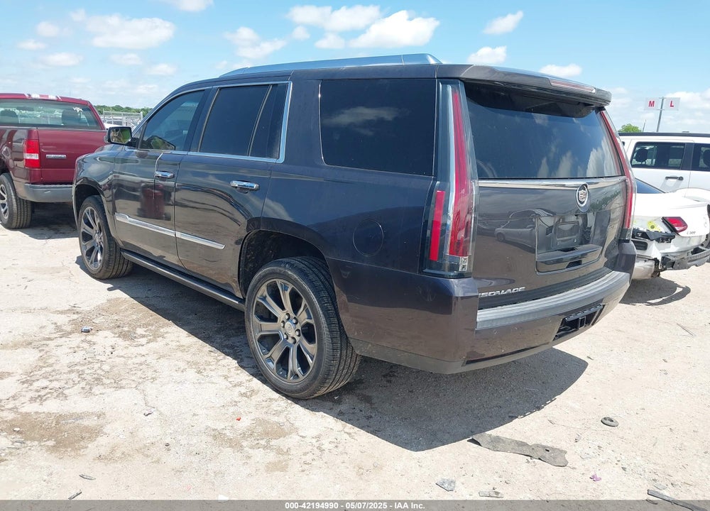 2015 CADILLAC ESCALADE VIN: 1GYS4CKJ3FR178360