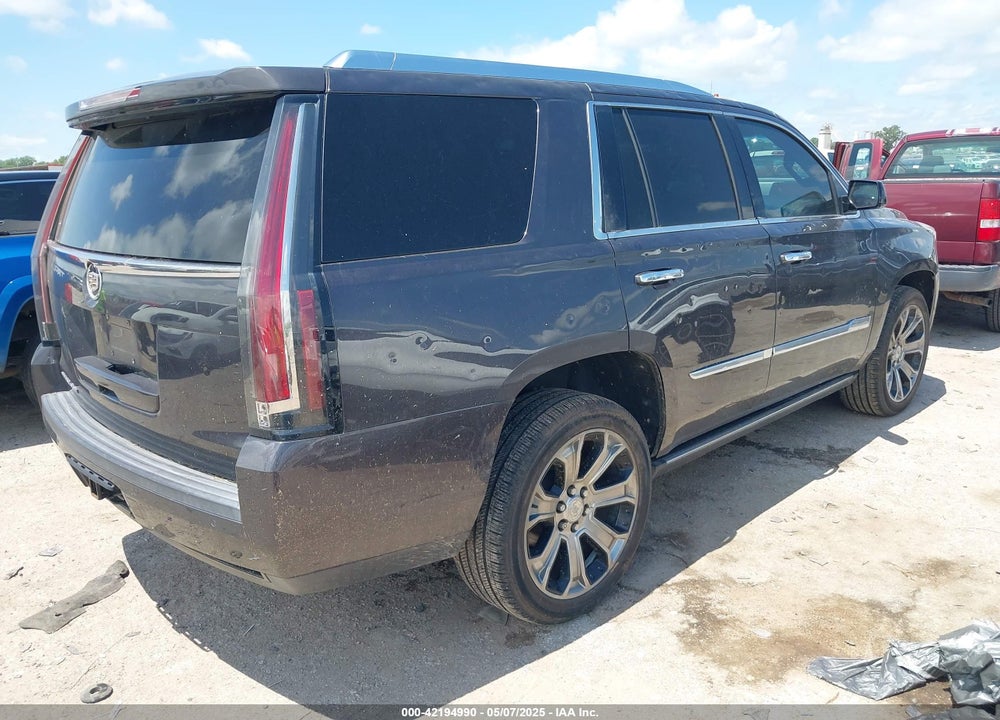 2015 CADILLAC ESCALADE VIN: 1GYS4CKJ3FR178360