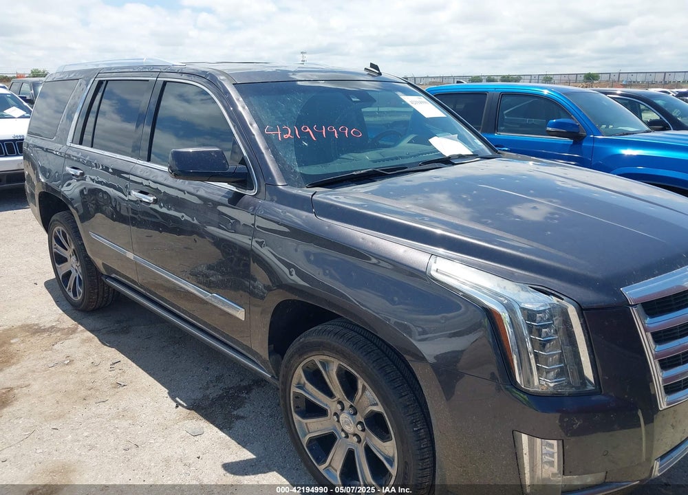 2015 CADILLAC ESCALADE VIN: 1GYS4CKJ3FR178360