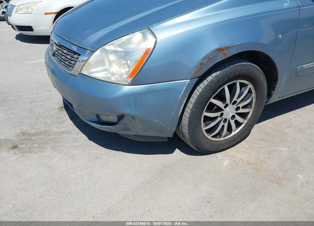 2011 KIA SEDONA EX VIN: KNDMH4C71B6374952