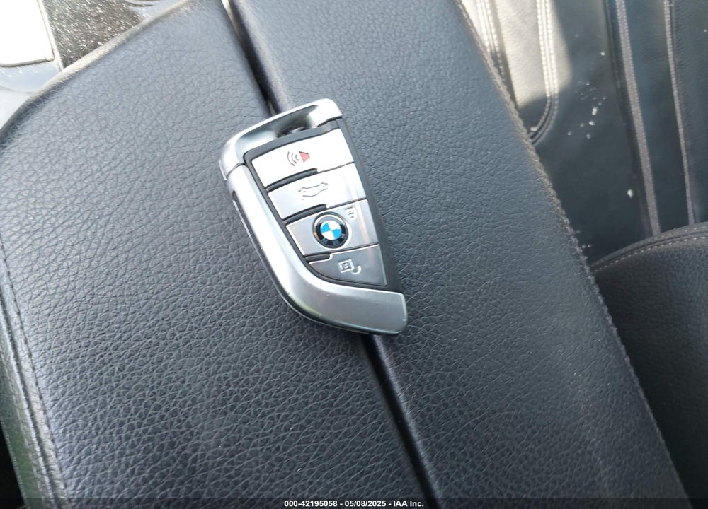 2019 BMW 530E IPERFORMANCE VIN: WBAJA9C53KB388858