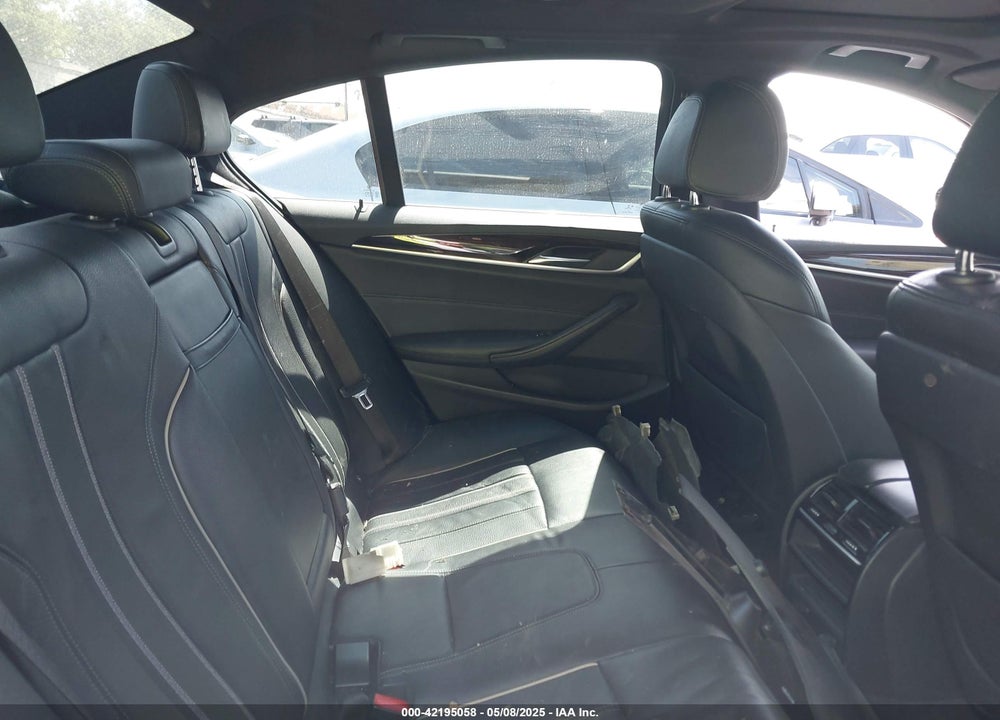 2019 BMW 530E IPERFORMANCE VIN: WBAJA9C53KB388858