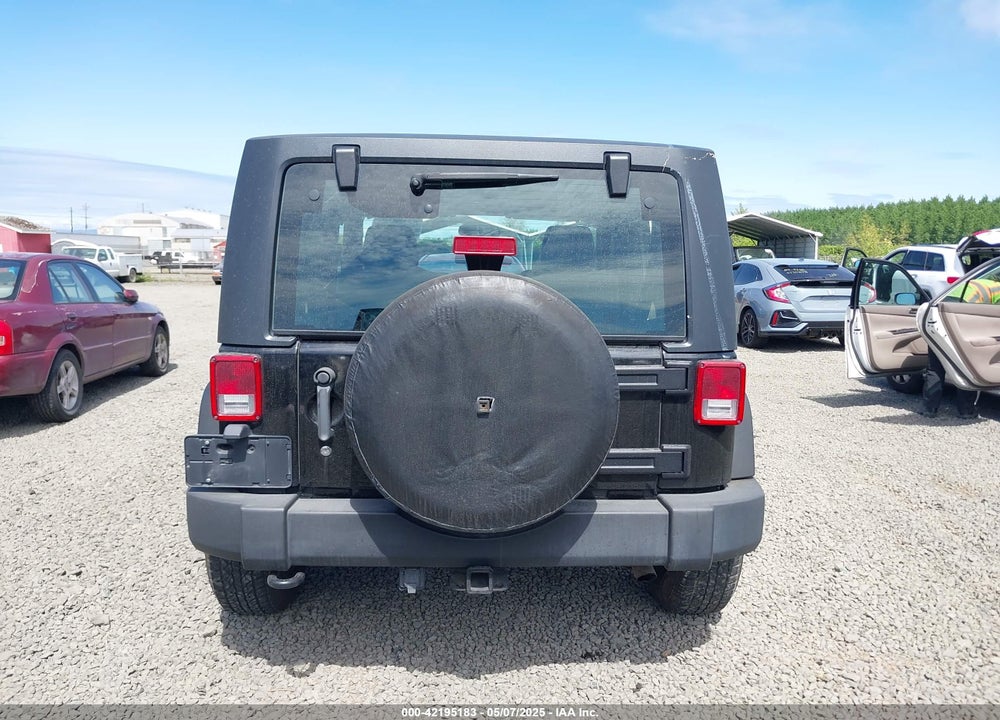 2011 JEEP WRANGLER / VIN: 1J4AA2D13BL574247