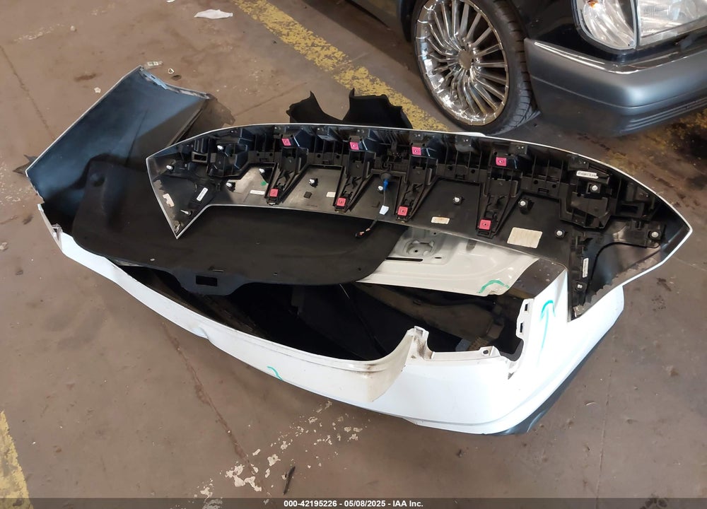 2022 HYUNDAI ELANTRA VIN: 5NPLS4AG9NH054627