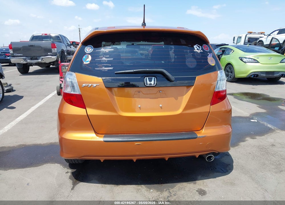 2009 HONDA FIT SPORT VIN: JHMGE88459S053122