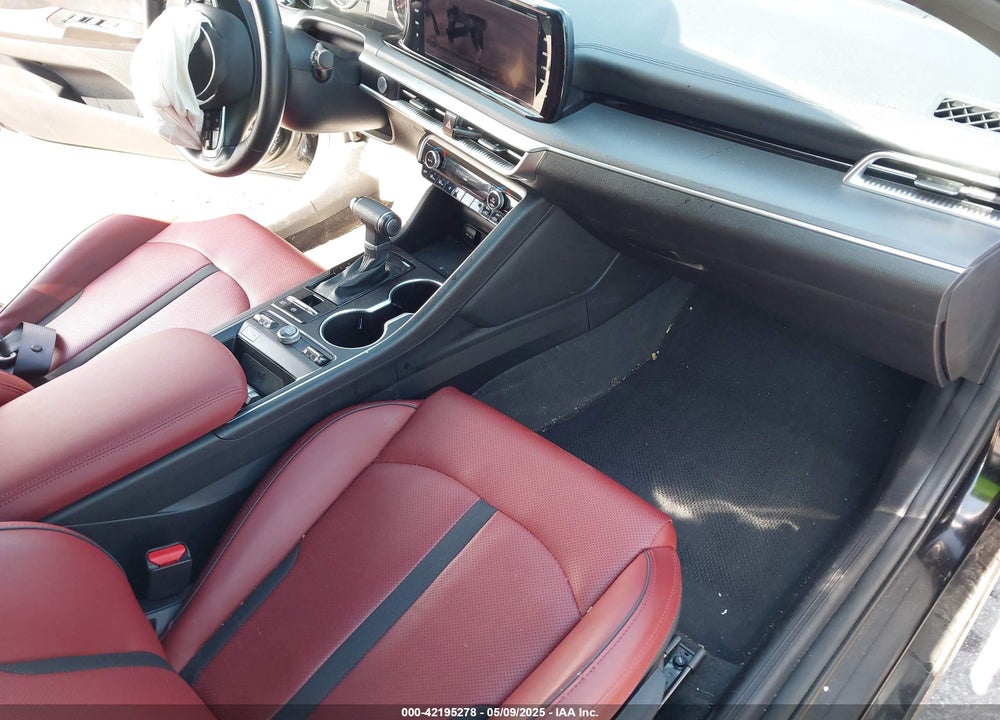 2024 KIA K5 VIN: 5XXG64J25RG260250