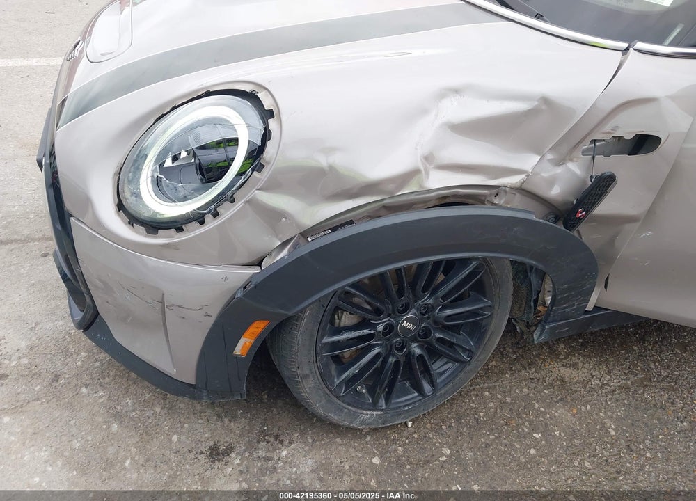 2022 MINI HARDTOP COOPER S VIN: WMW53DK0XN2R38274