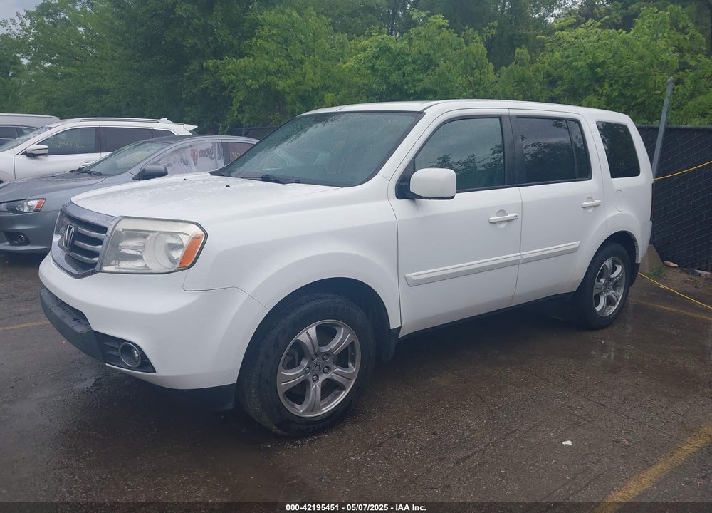 2015 HONDA PILOT VIN: 5FNYF3H4XFB004173