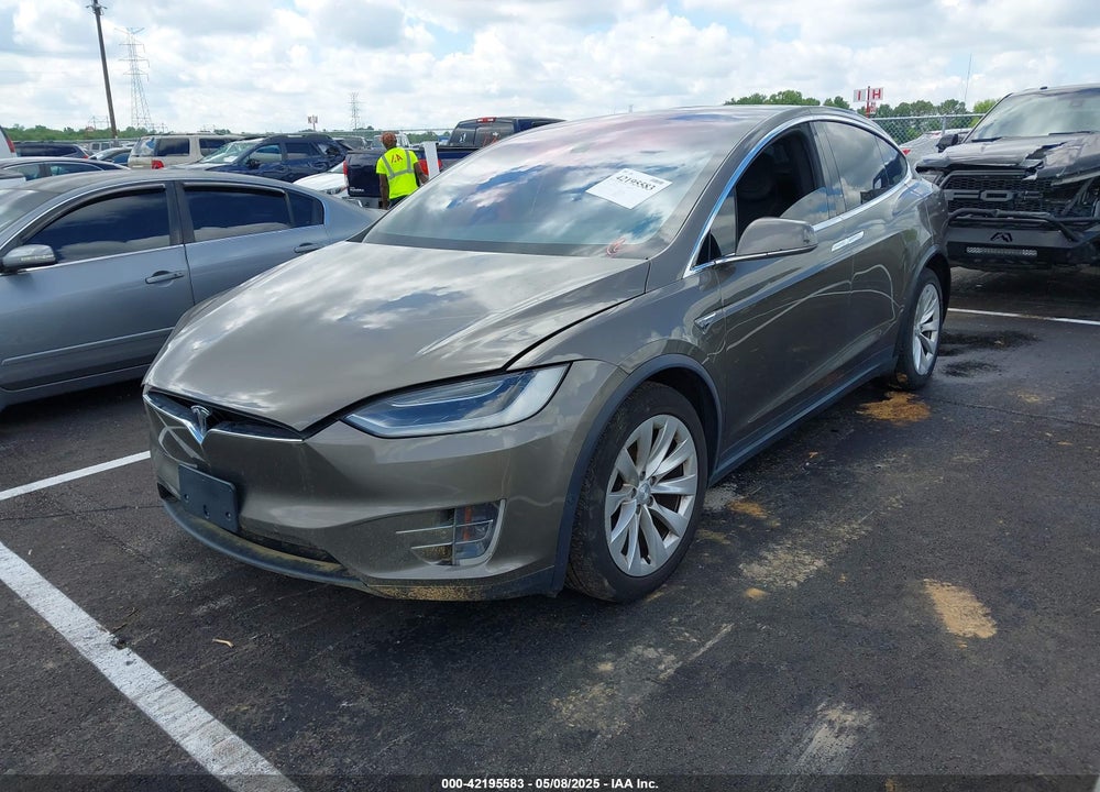 2016 TESLA MODEL X VIN: 5YJXCAE26GF008007