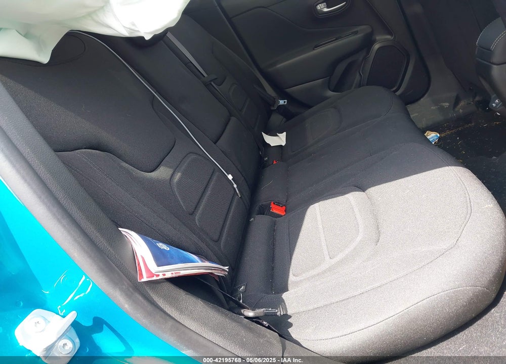 2022 JEEP RENEGADE LATITUDE 4X4 VIN: ZACNJDB1XNPN66679