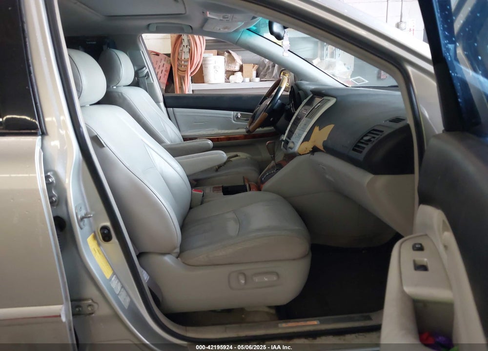 2005 LEXUS RX 330 VIN: 2T2HA31U95C046311