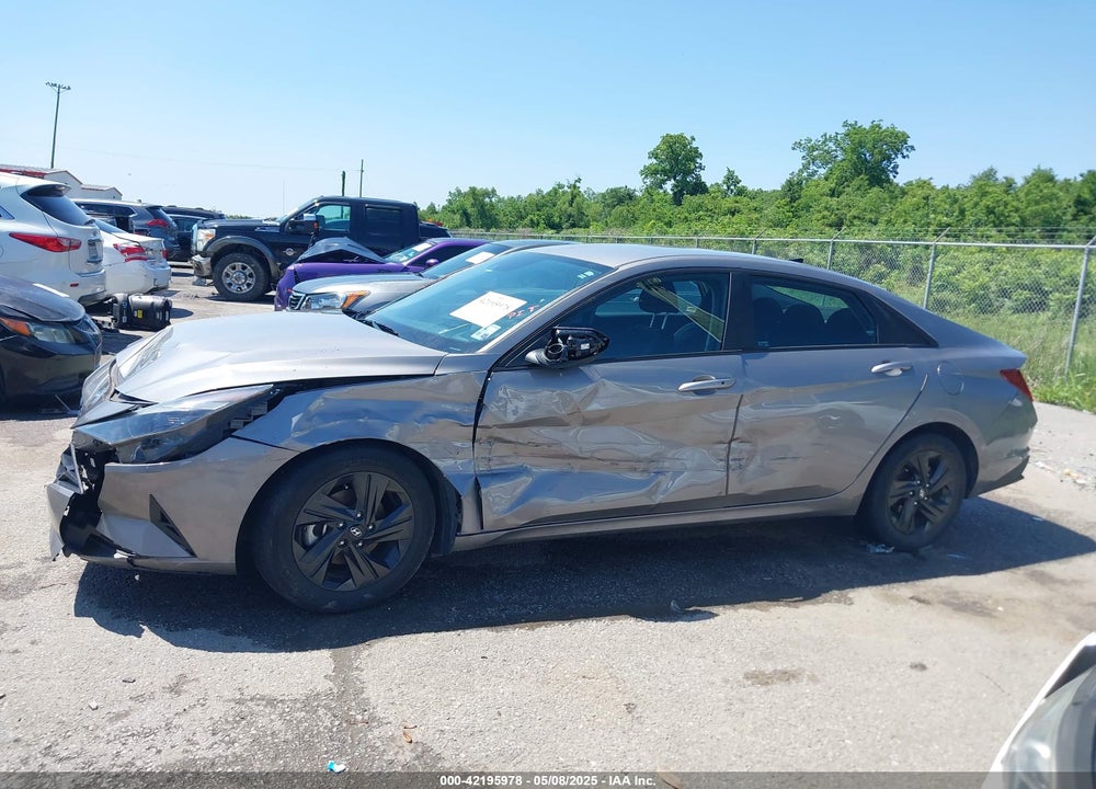 2023 HYUNDAI ELANTRA SEL VIN: KMHLM4AG8PU381969