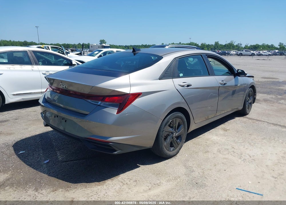2023 HYUNDAI ELANTRA SEL VIN: KMHLM4AG8PU381969