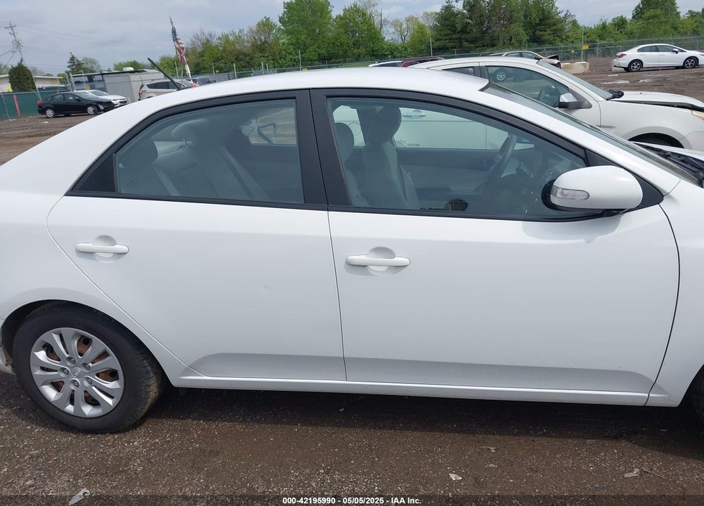 2010 KIA FORTE EX VIN: KNAFU4A22A5292290