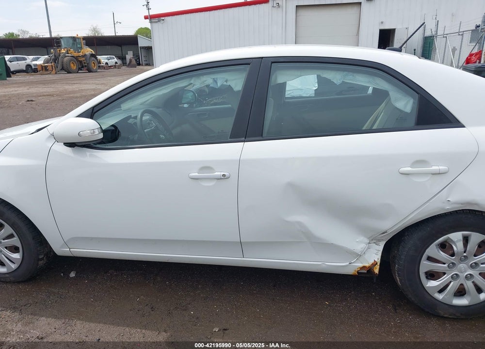 2010 KIA FORTE EX VIN: KNAFU4A22A5292290