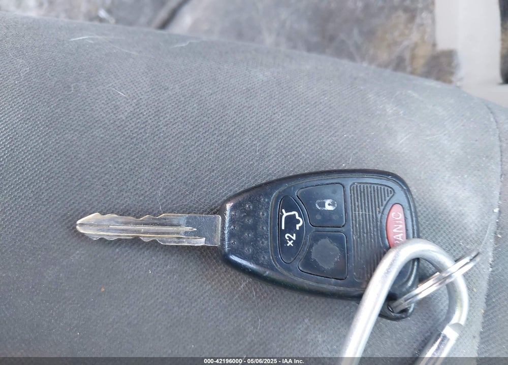 2008 JEEP LIBERTY VIN: 1J8GN28K38W277986