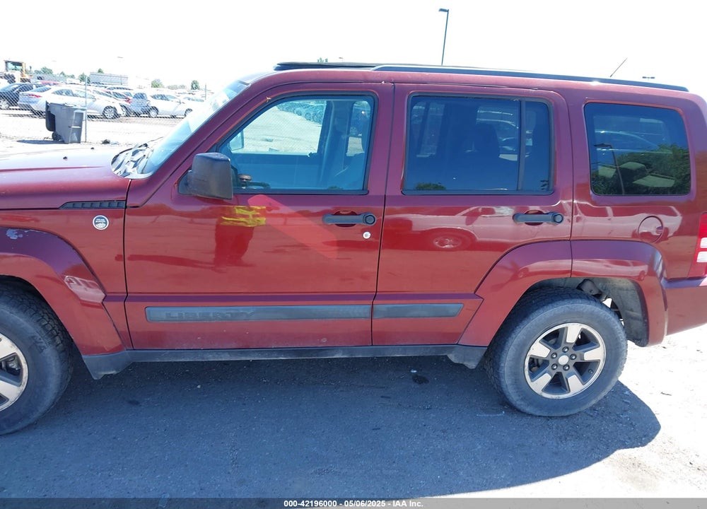 2008 JEEP LIBERTY VIN: 1J8GN28K38W277986
