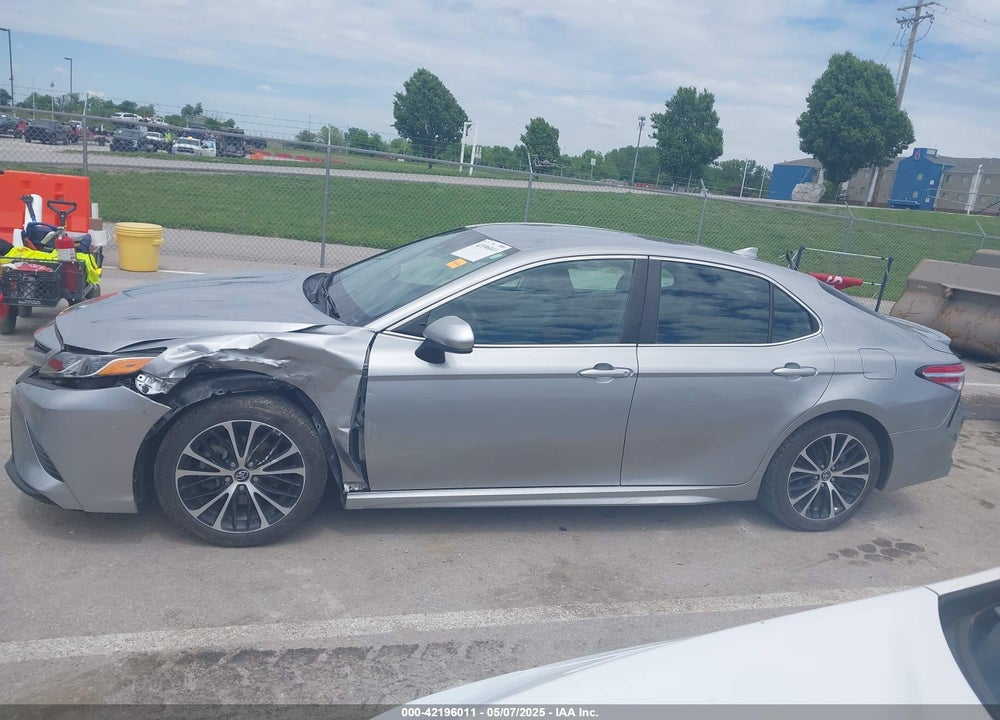 2020 TOYOTA CAMRY SE VIN: 4T1G11AK0LU924187