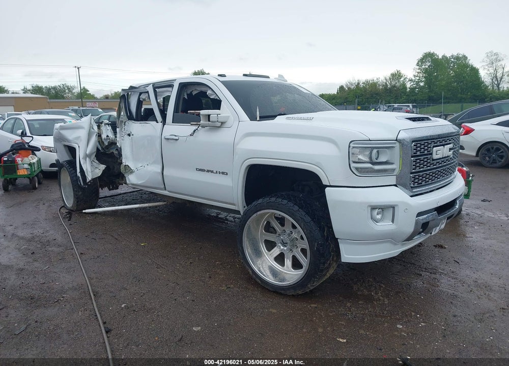2019 GMC SIERRA 3500HD DENALI VIN: 1GT42WEYXKF200087