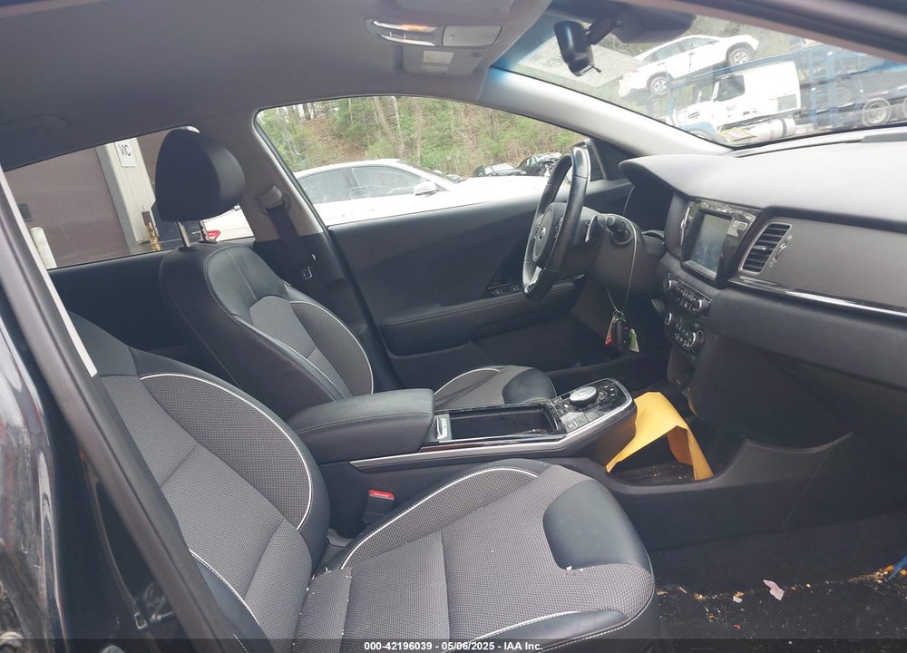 2019 KIA NIRO EV VIN: KNDCC3LG5K5020989