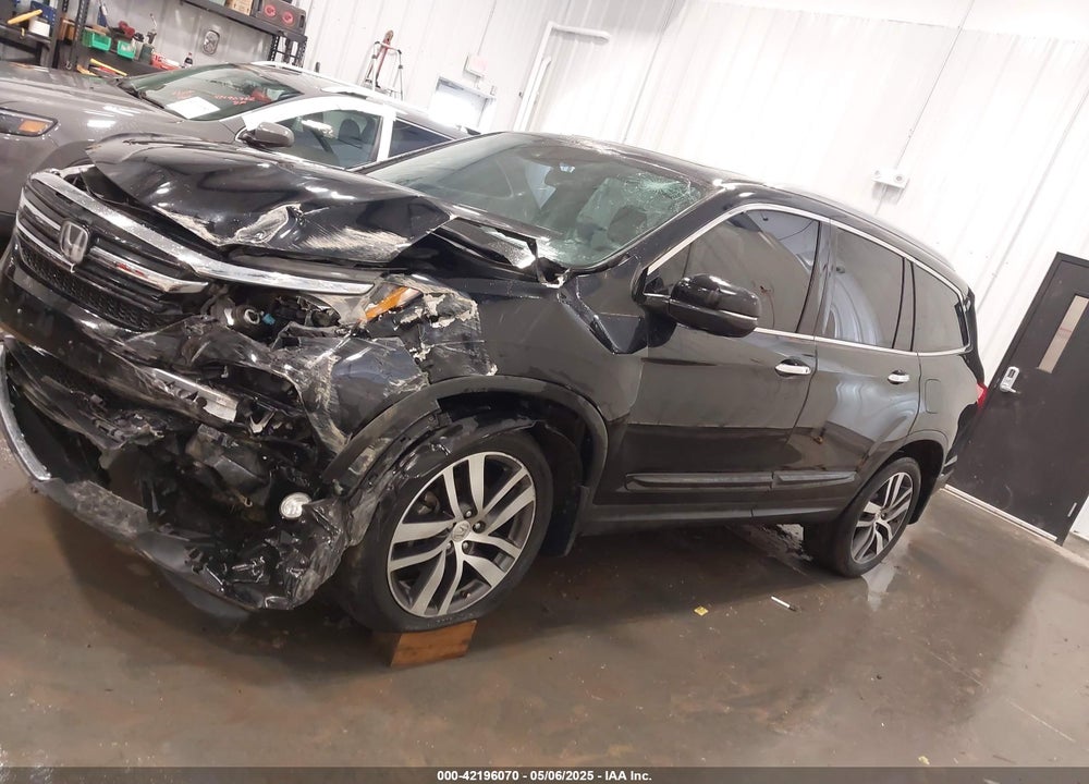 2018 HONDA PILOT VIN: 5FNYF6H94JB025087