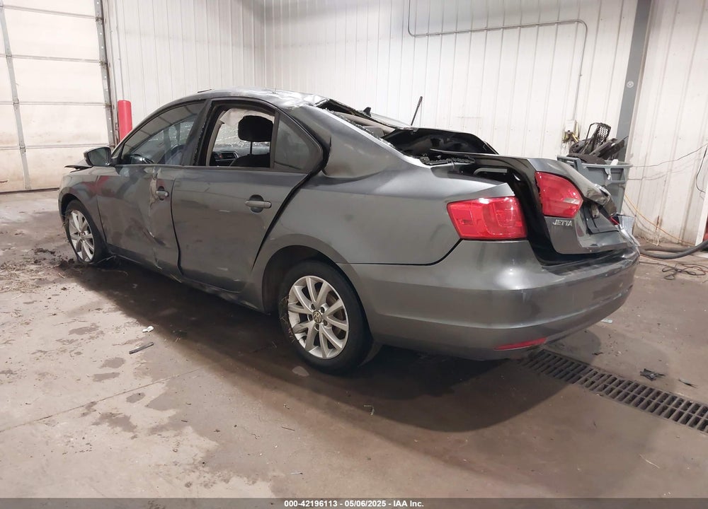 2011 VOLKSWAGEN JETTA VIN: 3VWDX7AJ4BM005602