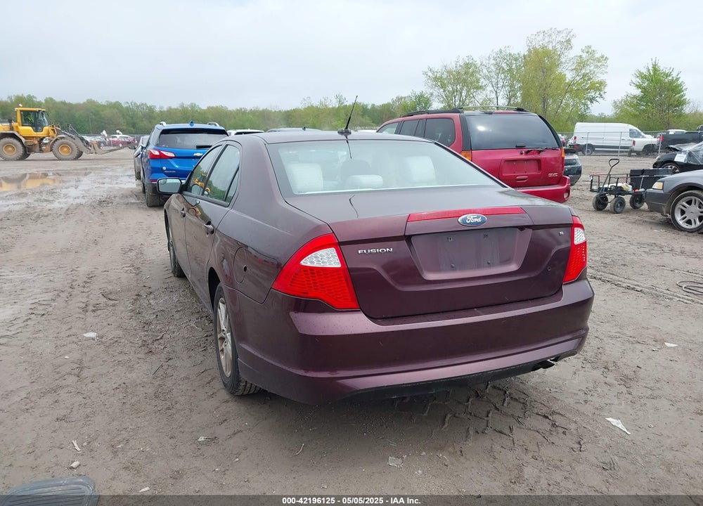 2011 FORD FUSION VIN: 3FAHP0GAXBR240047