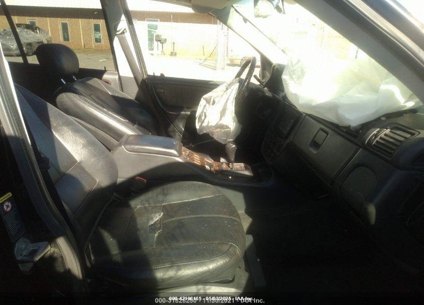 2001 MERCEDES-BENZ ML 320 VIN: 4JGAB54E11A255152