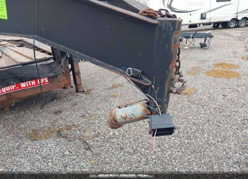 2000 GOOSENECK CSC USA TRAILER VIN: 5Z0GN3024BP003184