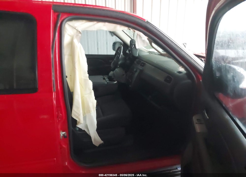 2010 CHEVROLET AVALANCHE 1500 LS VIN: 3GNNCEE03AG105669