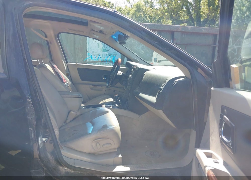 2004 CADILLAC SRX V8 VIN: 1GYDE63AX40107292