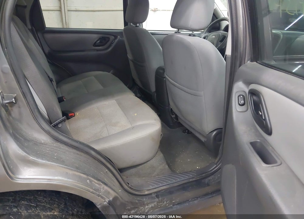 2006 FORD ESCAPE VIN: 1FMYU93196KC43833