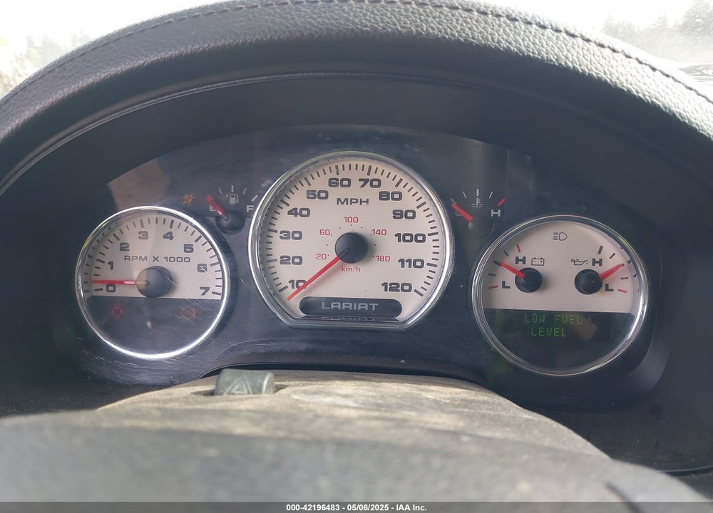 2005 FORD F-150 LARIAT/XLT VIN: 1FTPW12555KE20005