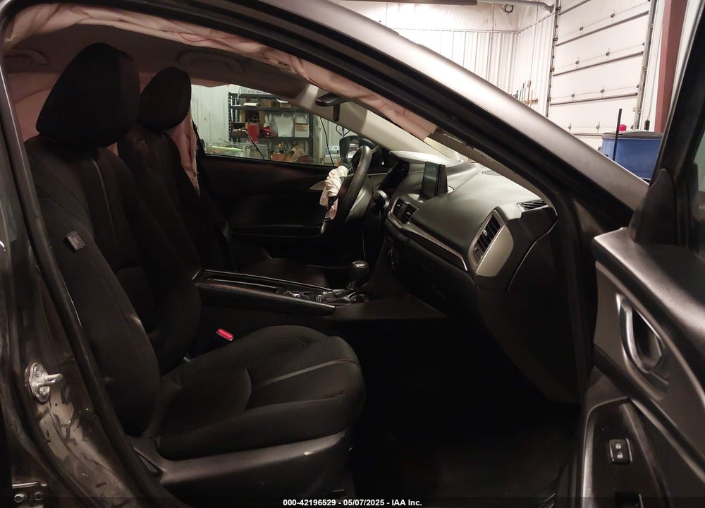 2018 MAZDA 3 VIN: 3MZBN1U75JM186184
