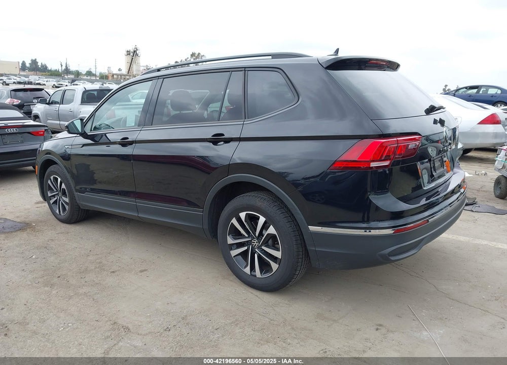 2024 VOLKSWAGEN TIGUAN VIN: 3VVRB7AX1RM175360