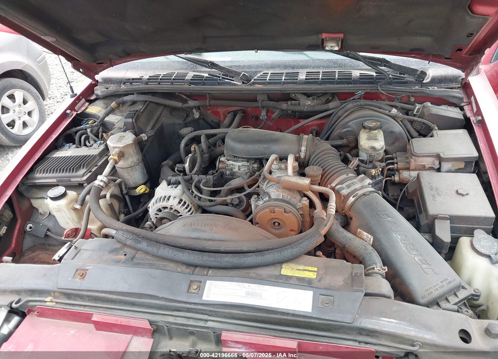2000 GMC JIMMY JDE W/1SH/1SJ VIN: 1GKDT13W7Y2241640