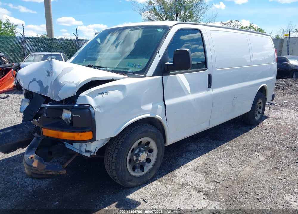 2011 CHEVROLET EXPRESS 1500 WORK VAN VIN: 1GCSGAFX5B1149354